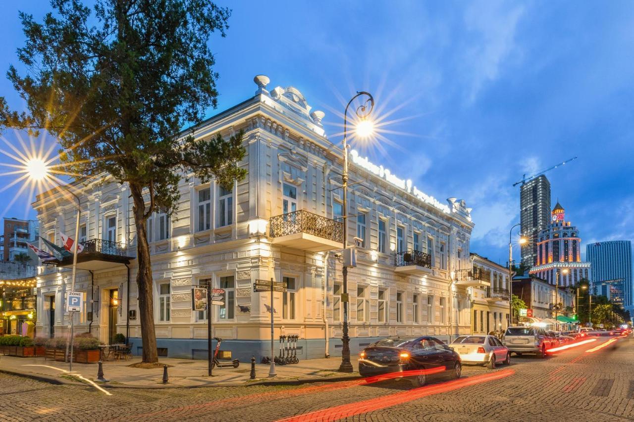 Boulevard Hotel Batumi Exterior foto