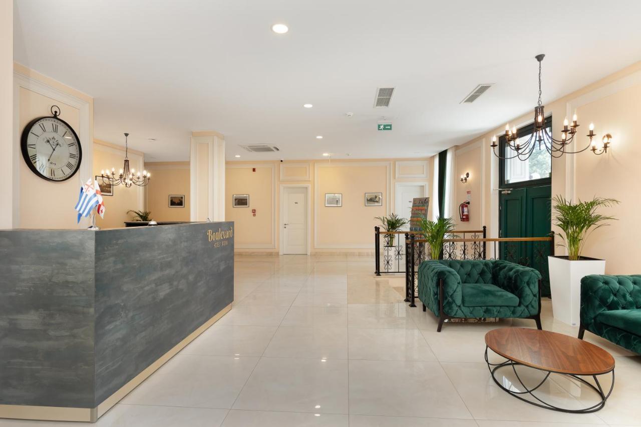 Boulevard Hotel Batumi Exterior foto